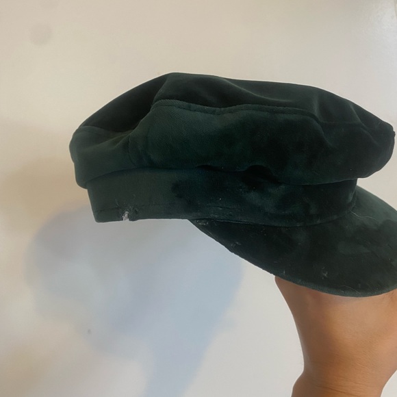 Green Velvet Paperboy Hat - Picture 5 of 5